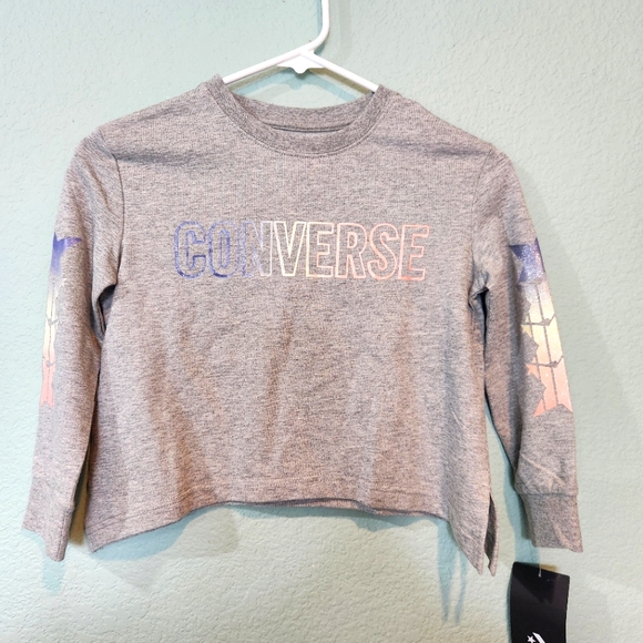 Converse Spell Out Youth Girls Sz 6x Gray Light Sweatshirt Crop Top Shirt Nwt - Picture 1 of 7